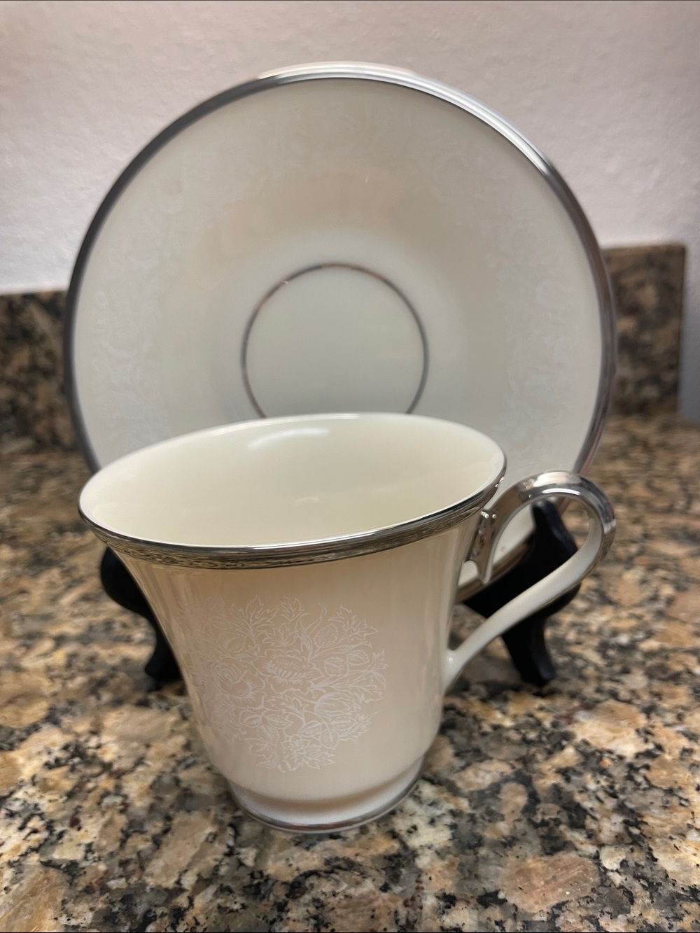 Lenox Moonspun pattern, Fine Bone China, Teacup & Saucer